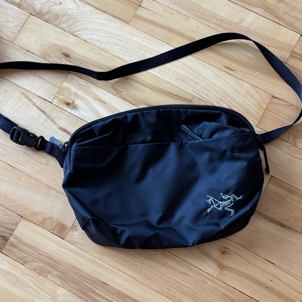 Arc’teryx Crossbody Bag